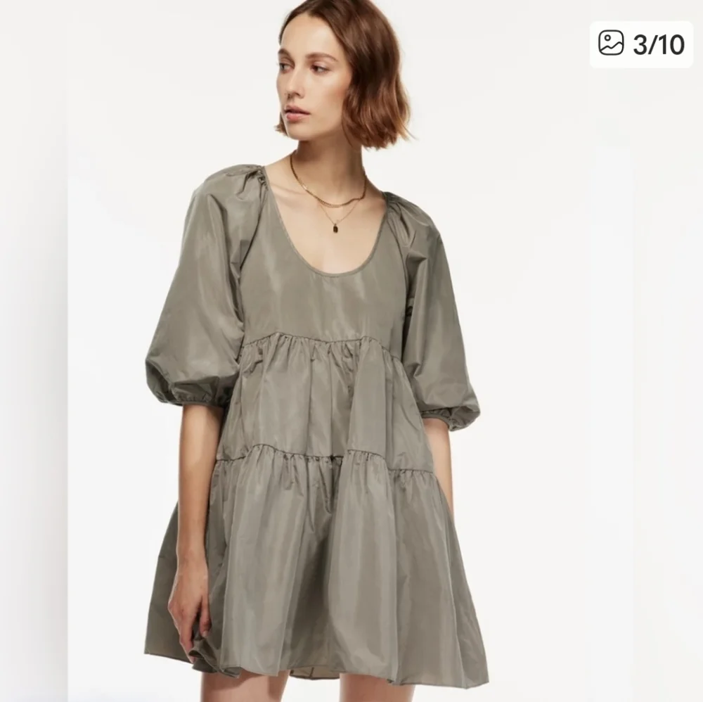 Aritzia Wilfred  Fantasy Babydoll Dress Pistachio Green Puff Sleeve - Picture 2 of 9